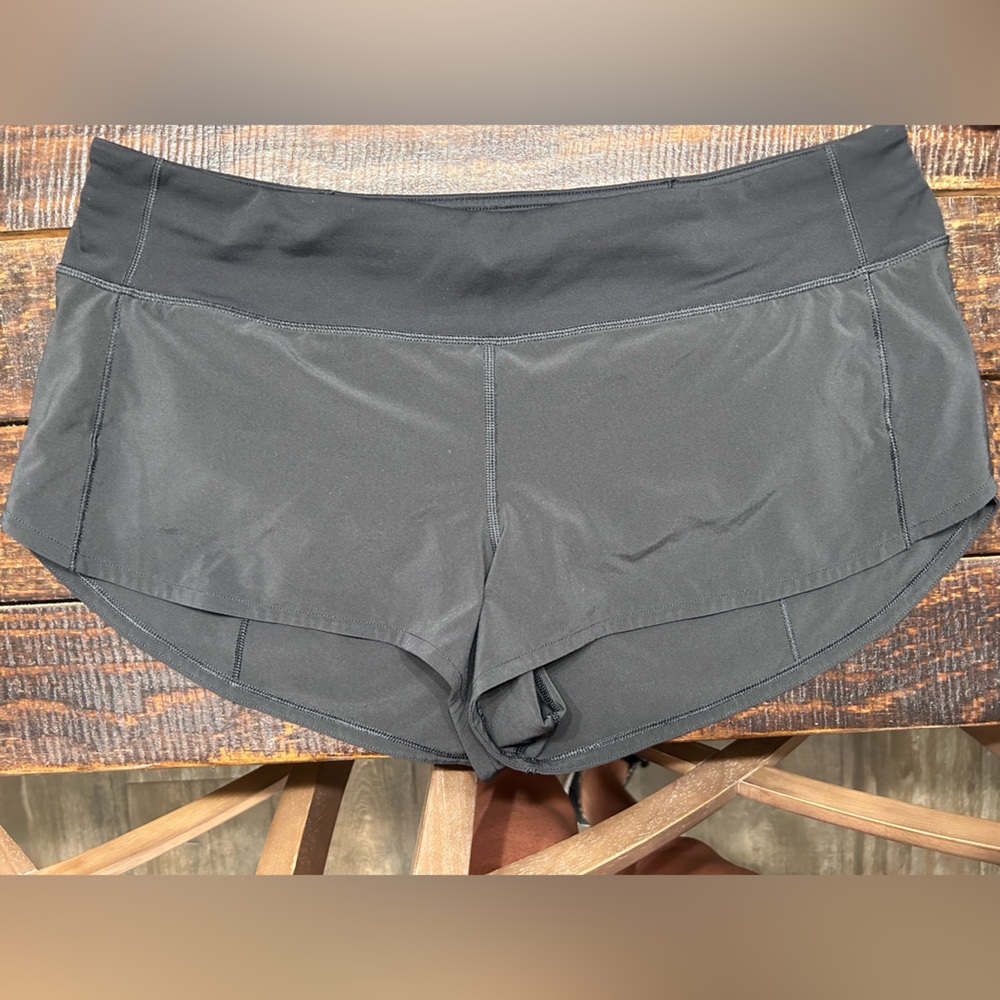 Black Lululemon running shorts